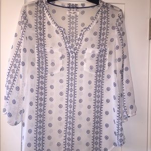Aeropostale white and blue patterned blouse